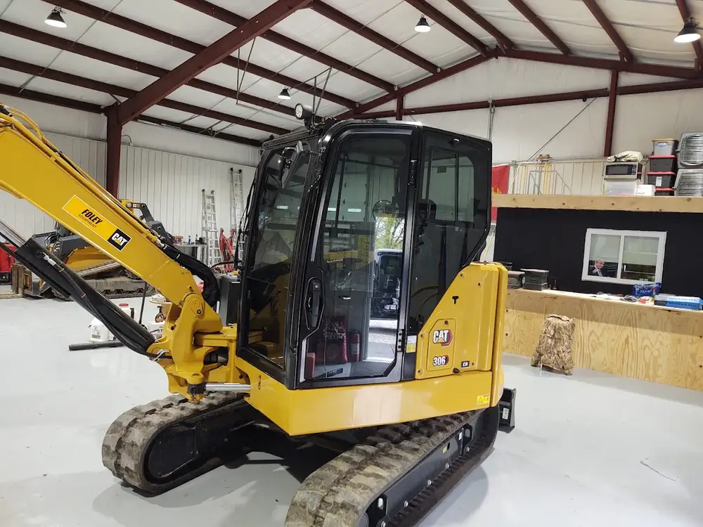 Heavy equipment cab